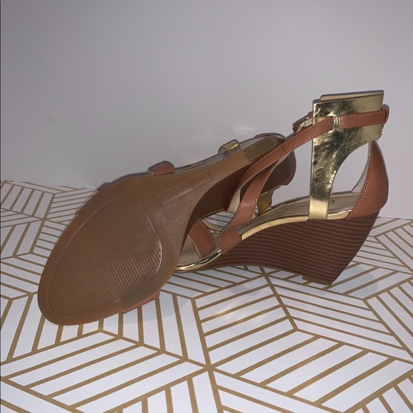 Enzo Angiolini McKinney wedge sandals - Picture 4 of 5